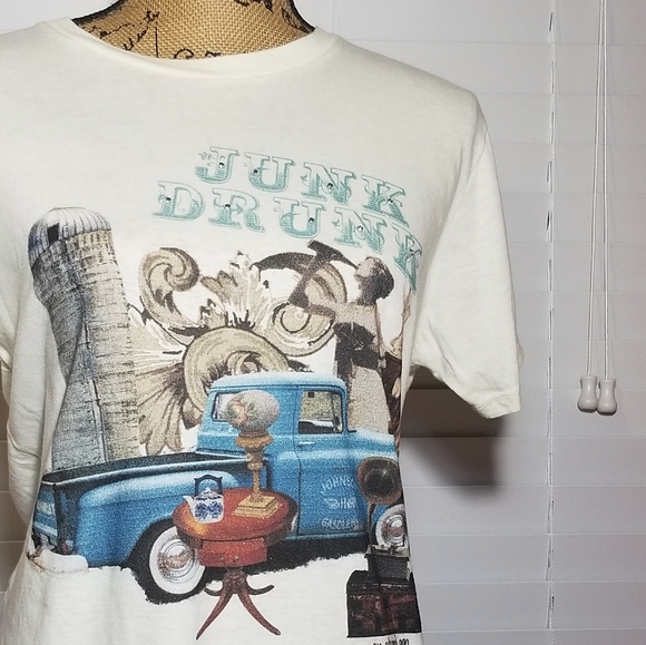 AN ALTERED EGO | Tee | EUC | 2009 - Picture 1 of 2